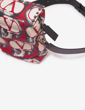 Load image into Gallery viewer, Undercover Go Skull Print Shoulder Bag
